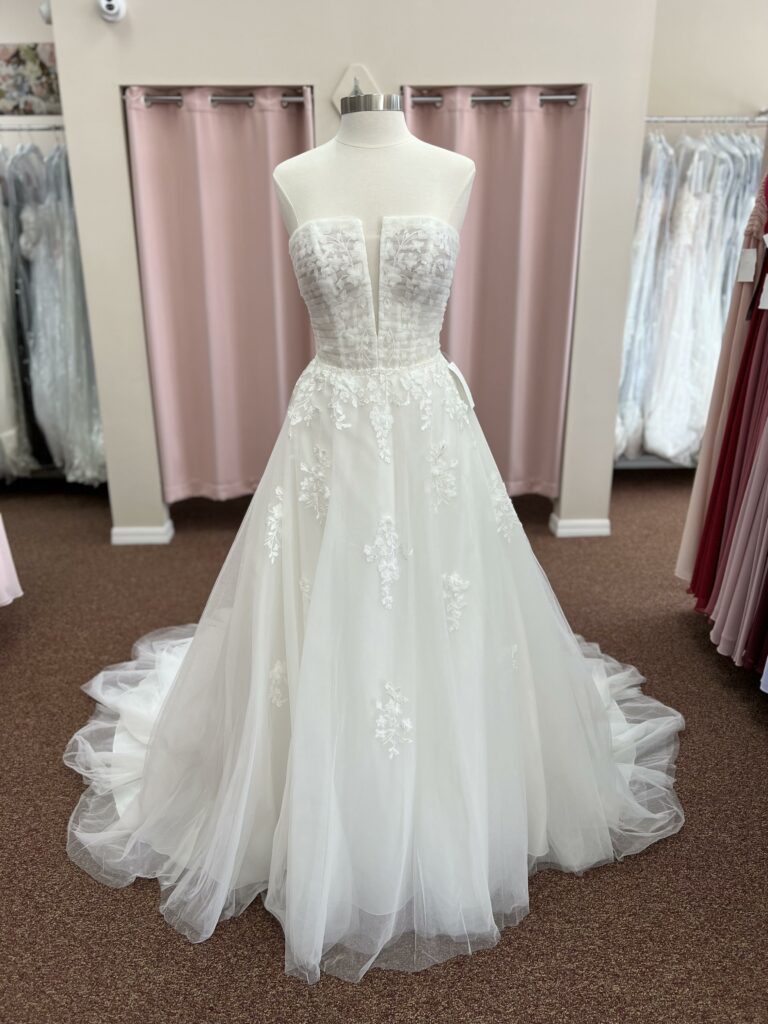 strapless a-line wedding dress in Cape Canaveral, FL